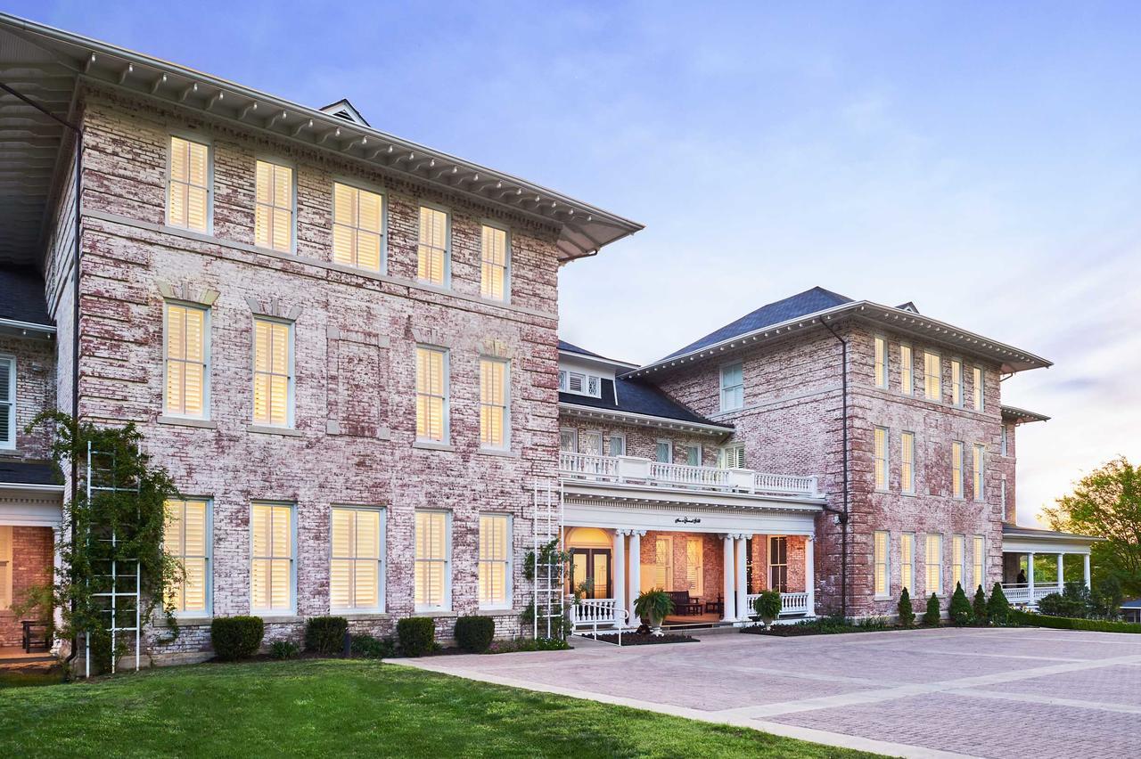 Inn At Carnall Hall Фейетвилл Экстерьер фото